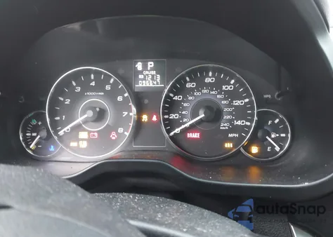 2011 Subaru Legacy 2.5I Premium z USA, uszkodzony, nr VIN 4S3BMBH69B3217226